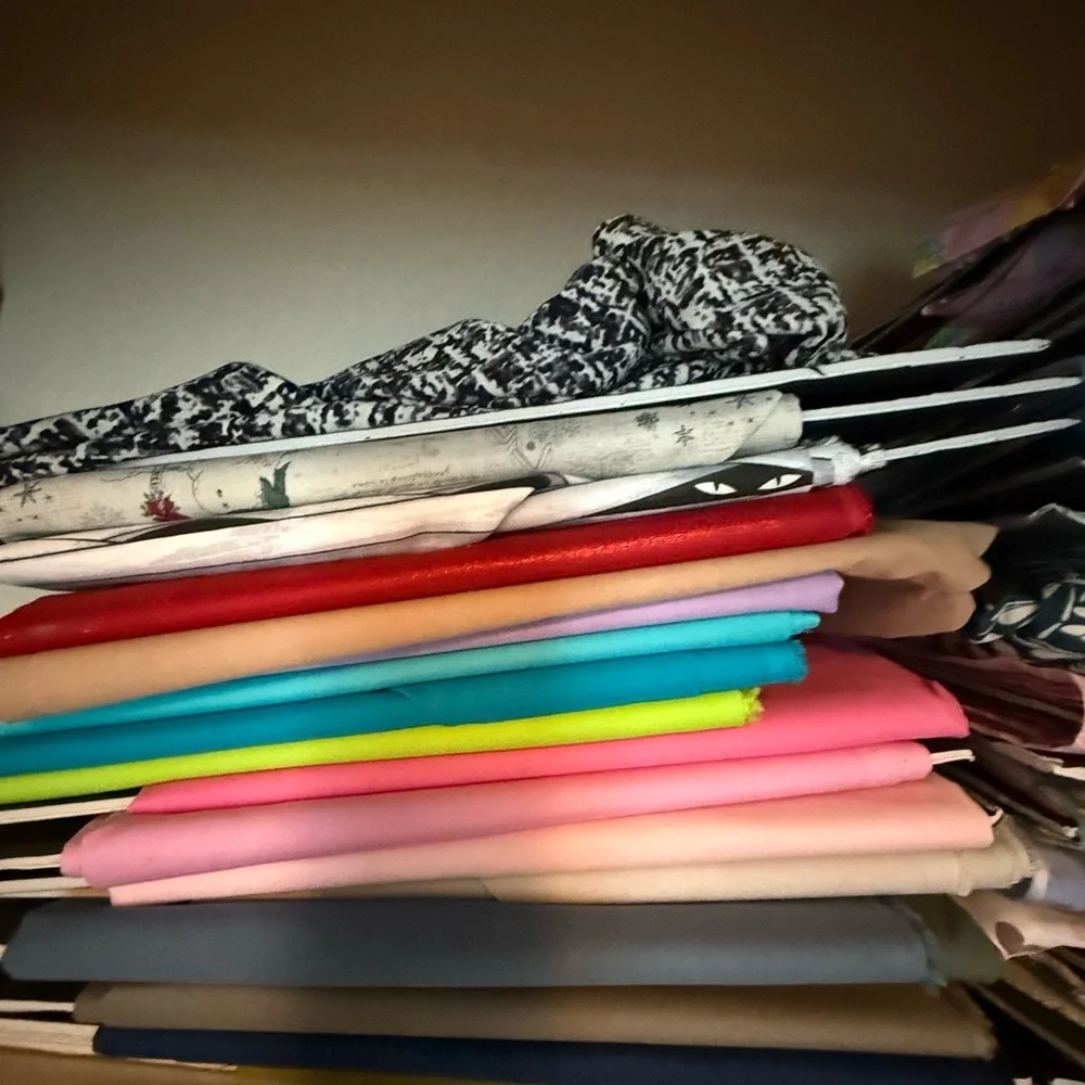 Huge fabric lot in smaller organized cuts